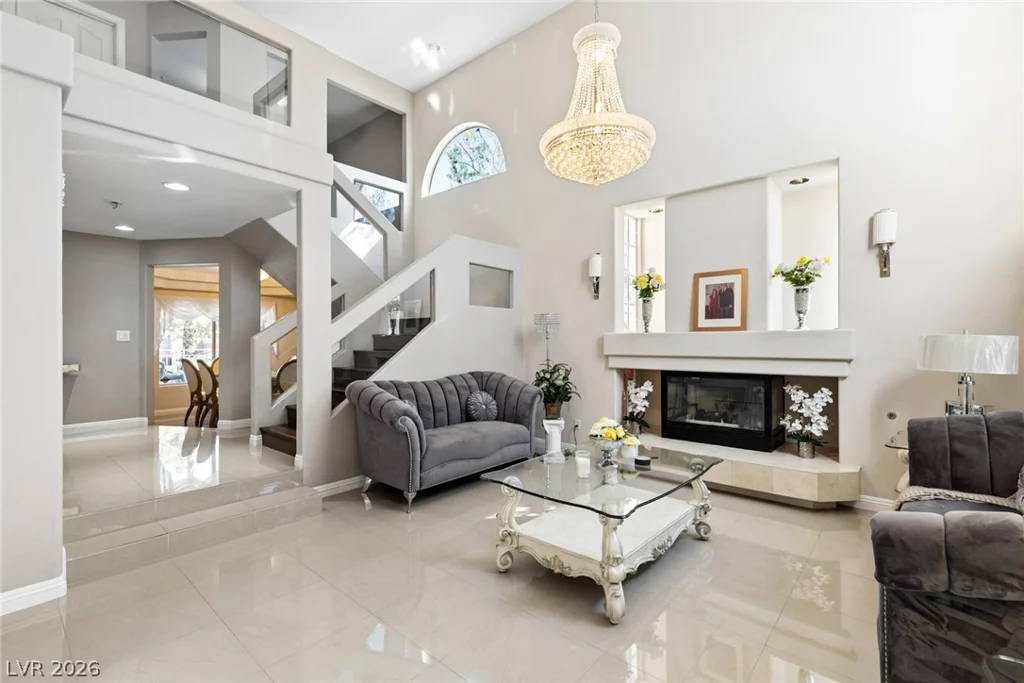 8500 Gilmore, Las Vegas, NV 89129
