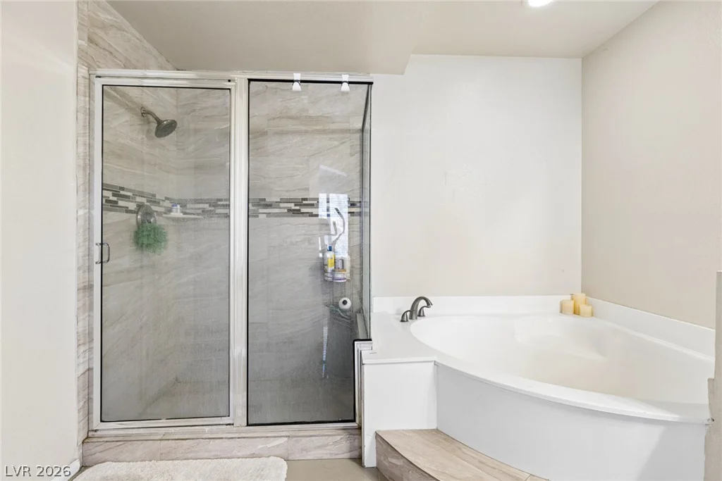 8500 Gilmore, Las Vegas, NV 89129