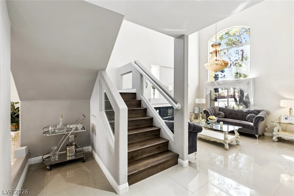 8500 Gilmore, Las Vegas, NV 89129