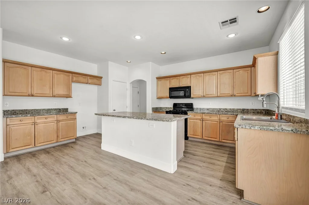 8900 Ochoa, Las Vegas, NV 89143