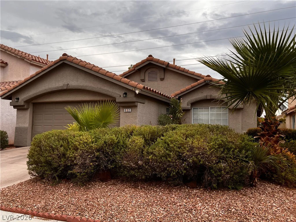 932 Rainbow Rock, Las Vegas, NV 89123