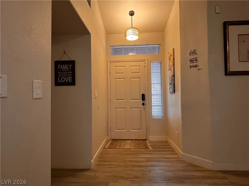 932 Rainbow Rock, Las Vegas, NV 89123