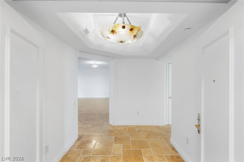 2747 Paradise, Las Vegas, NV 89109