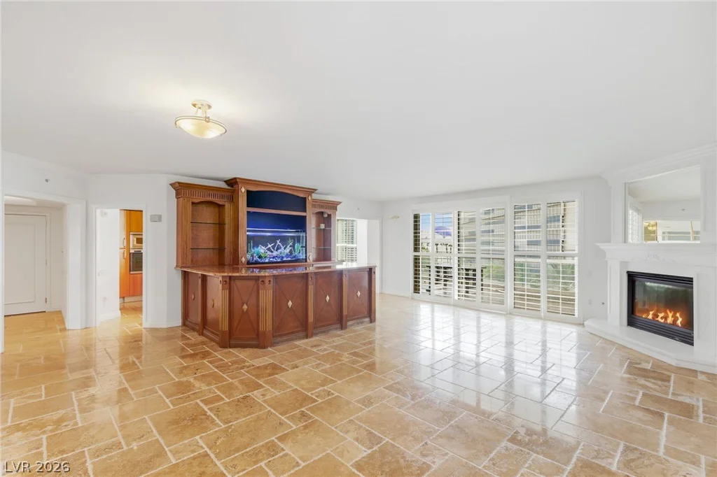 2747 Paradise, Las Vegas, NV 89109