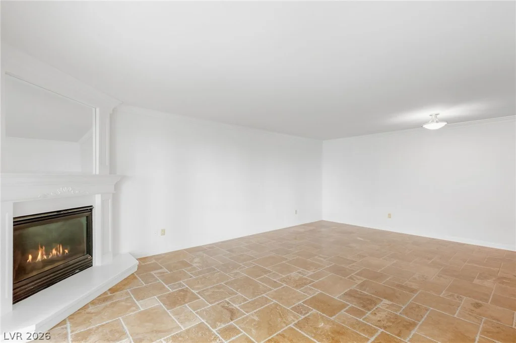 2747 Paradise, Las Vegas, NV 89109