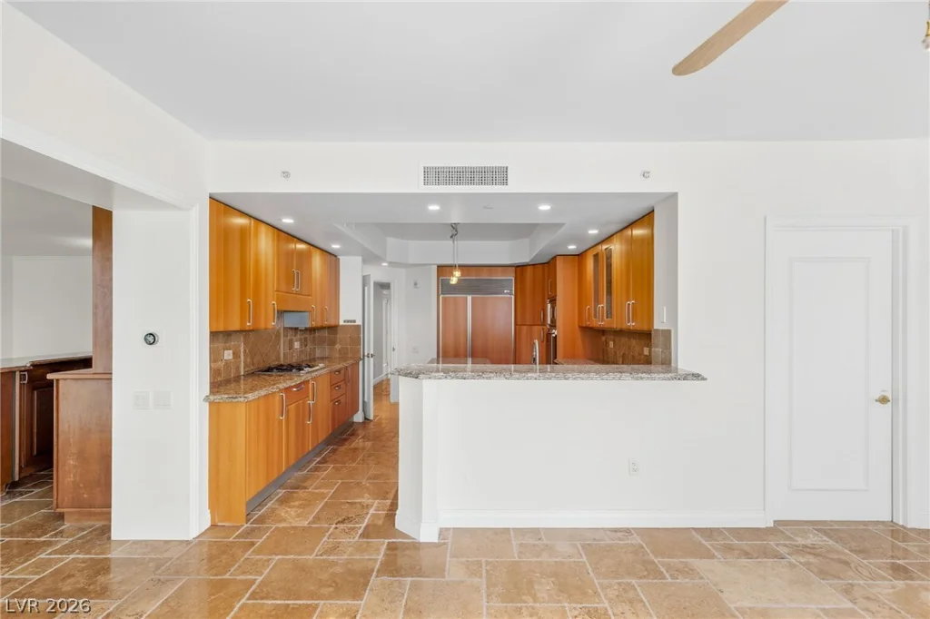 2747 Paradise, Las Vegas, NV 89109