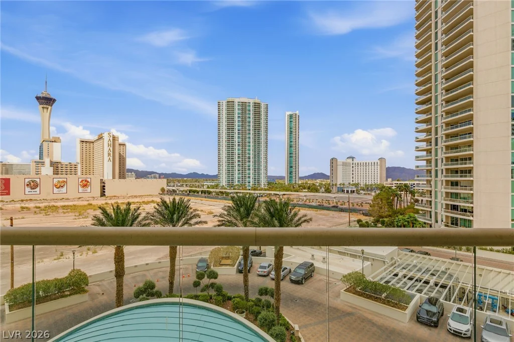 2747 Paradise, Las Vegas, NV 89109