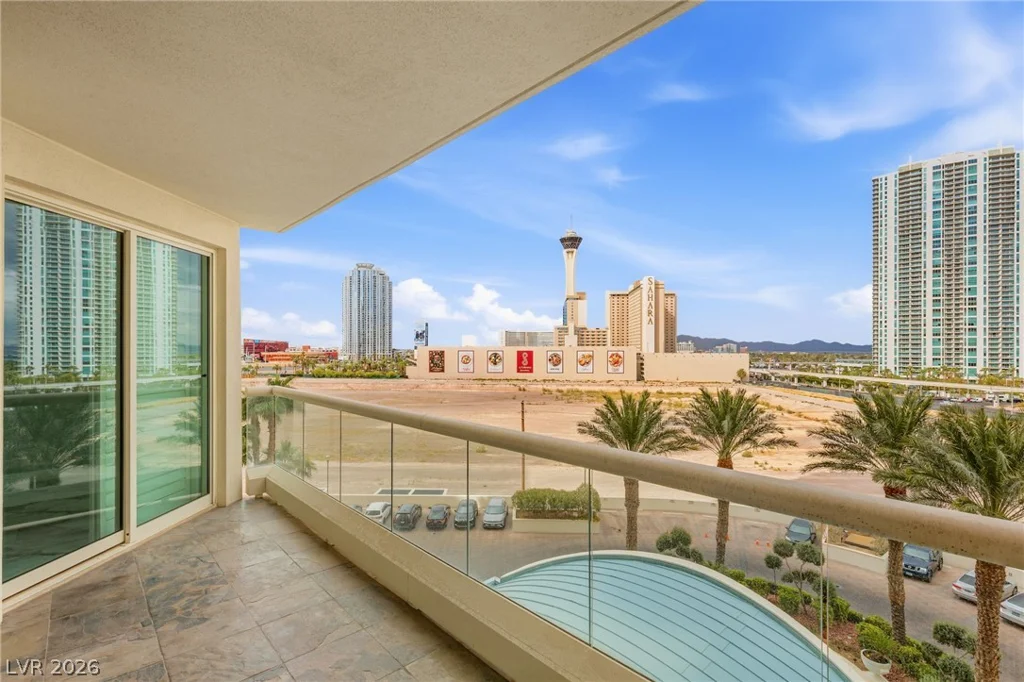 2747 Paradise, Las Vegas, NV 89109