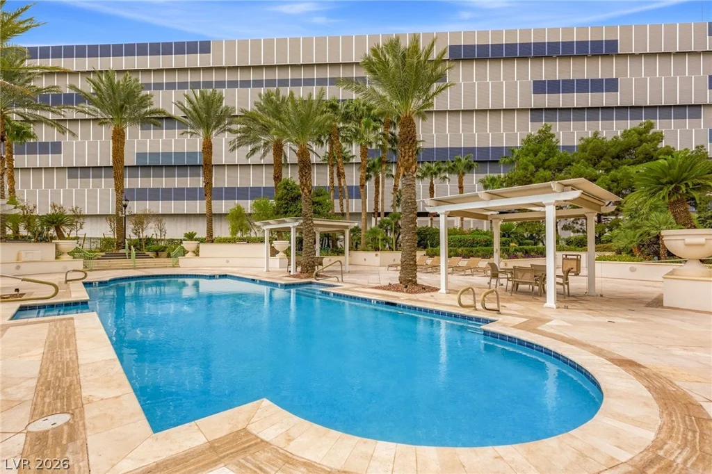 2747 Paradise, Las Vegas, NV 89109