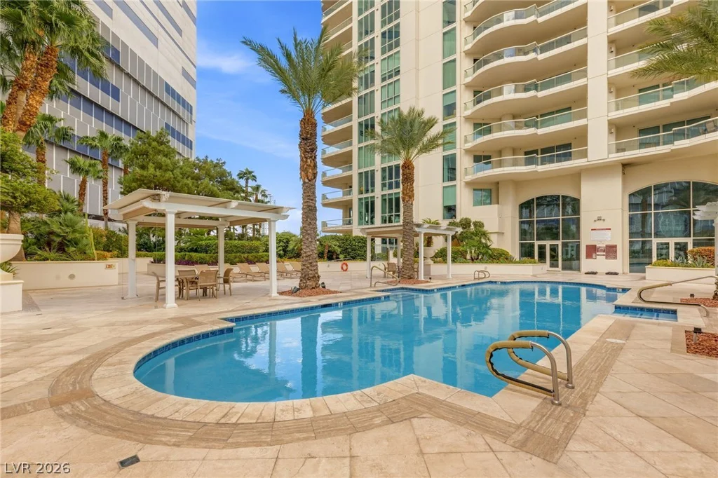 2747 Paradise, Las Vegas, NV 89109