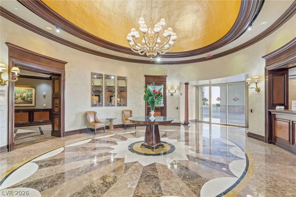 2747 Paradise, Las Vegas, NV 89109