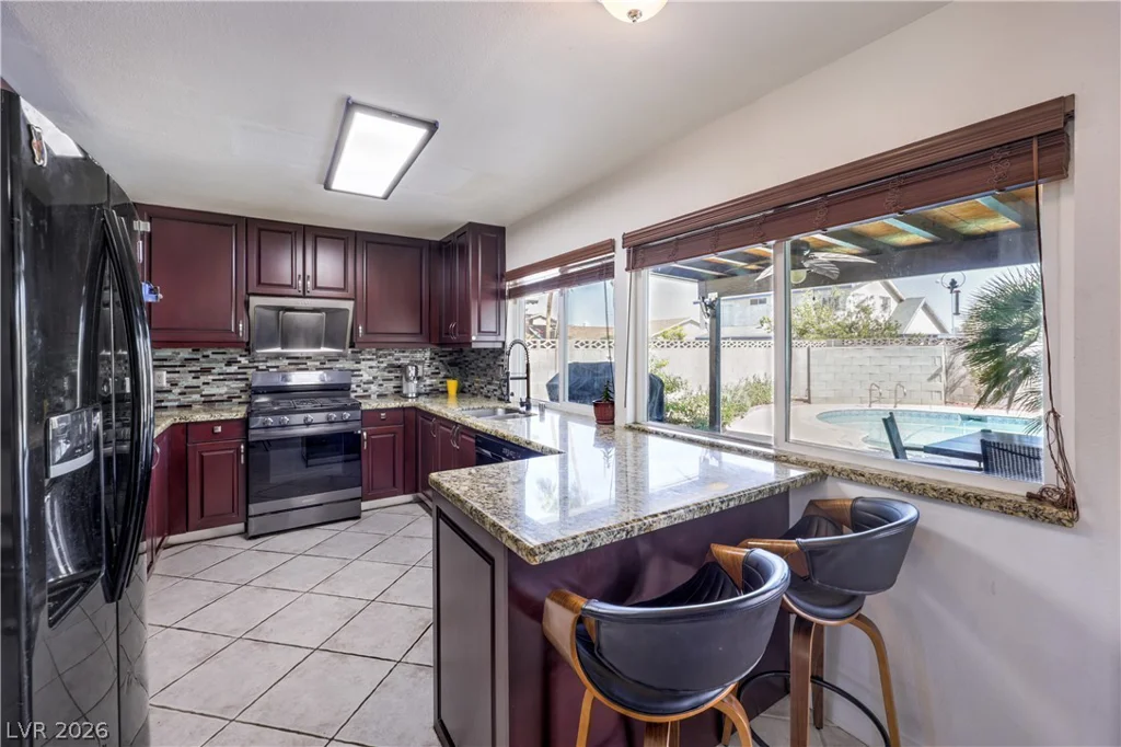 4816 Castle Rock, Las Vegas, NV 89147