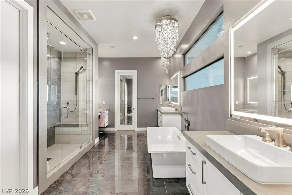 38 Grey Feather, Las Vegas, NV 89135