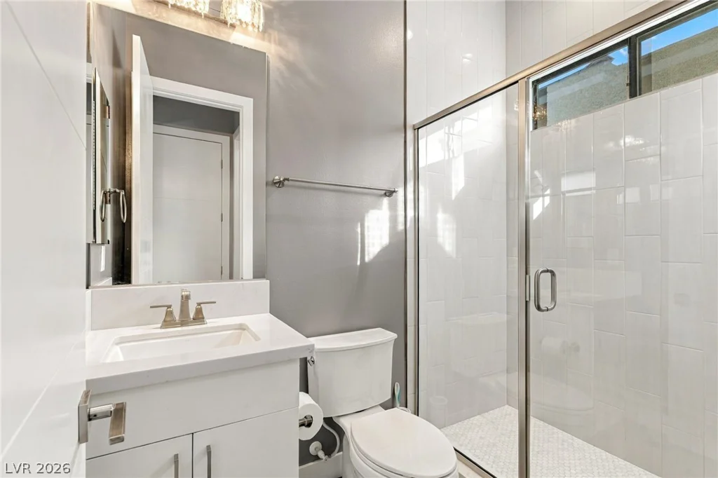 38 Grey Feather, Las Vegas, NV 89135