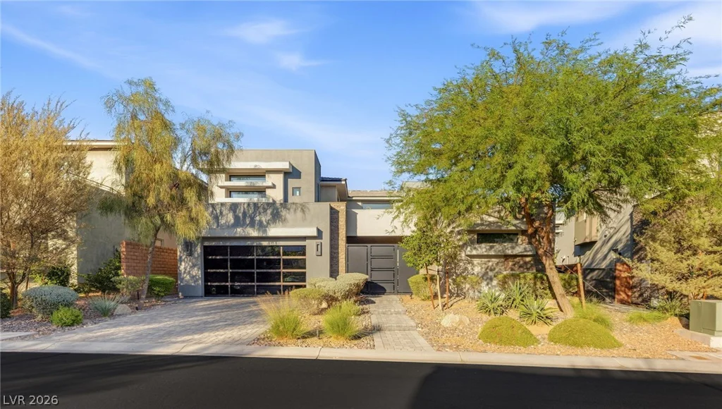 38 Grey Feather, Las Vegas, NV 89135