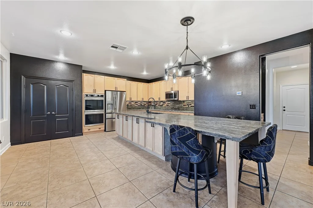 7572 Desertscape, Las Vegas, NV 89178