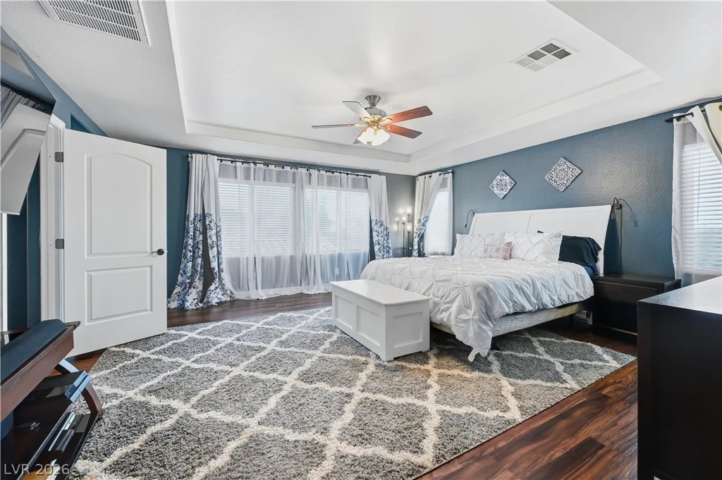 7572 Desertscape, Las Vegas, NV 89178