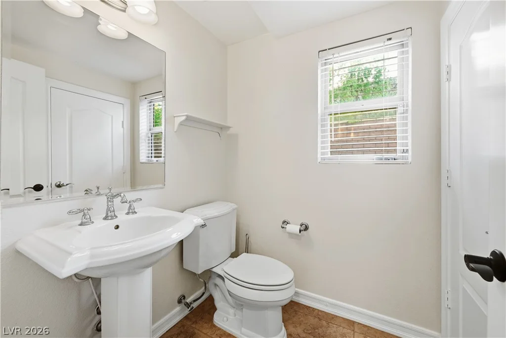 7572 Desertscape, Las Vegas, NV 89178