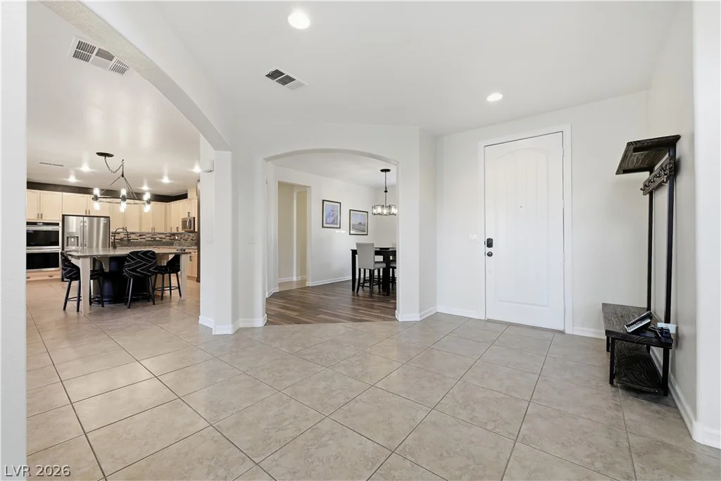 7572 Desertscape, Las Vegas, NV 89178