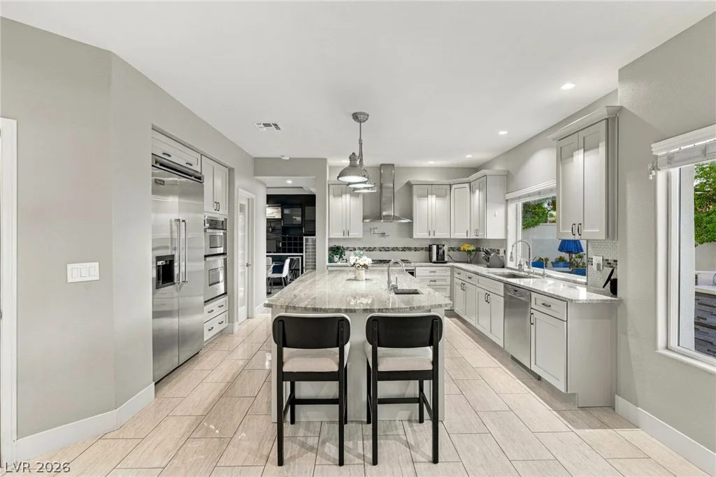 2060 Palm Canyon, Las Vegas, NV 89117