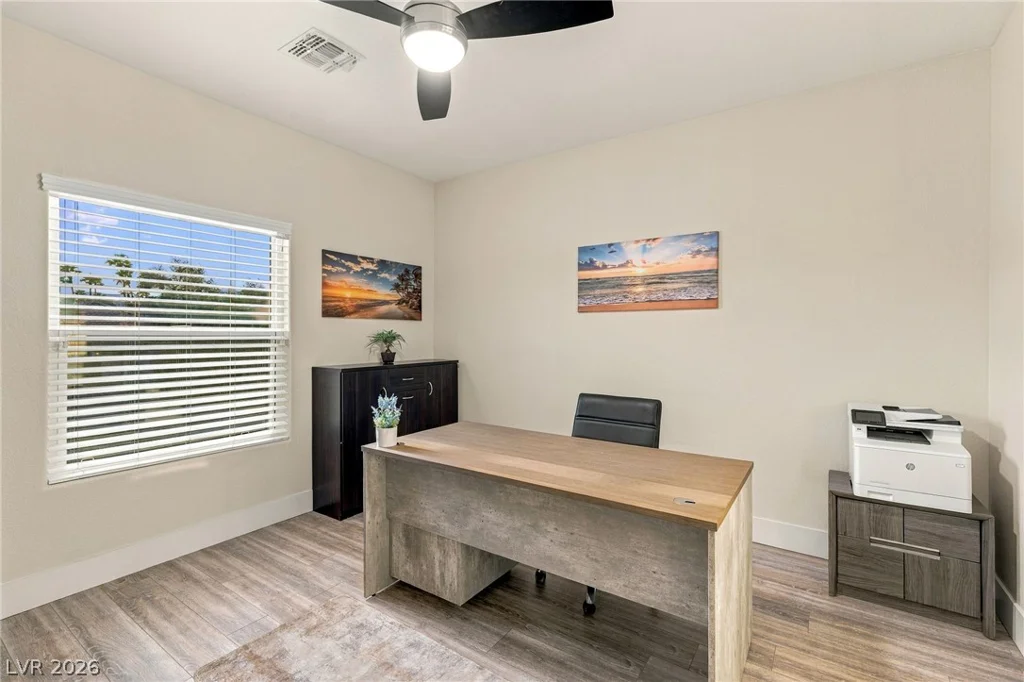 2060 Palm Canyon, Las Vegas, NV 89117