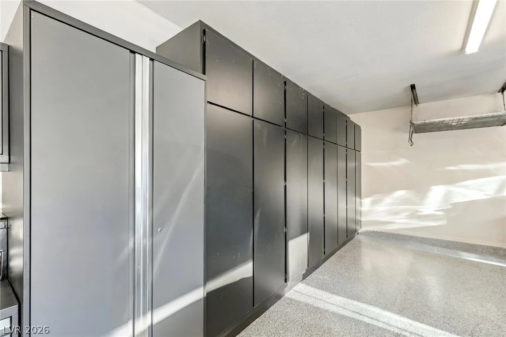 2060 Palm Canyon, Las Vegas, NV 89117