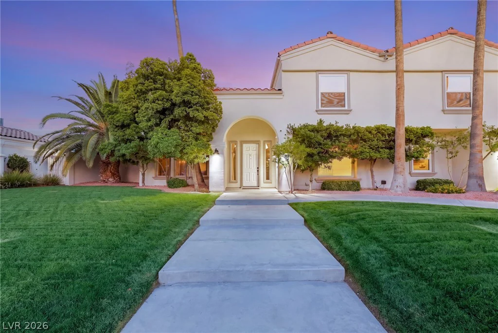 2060 Palm Canyon, Las Vegas, NV 89117
