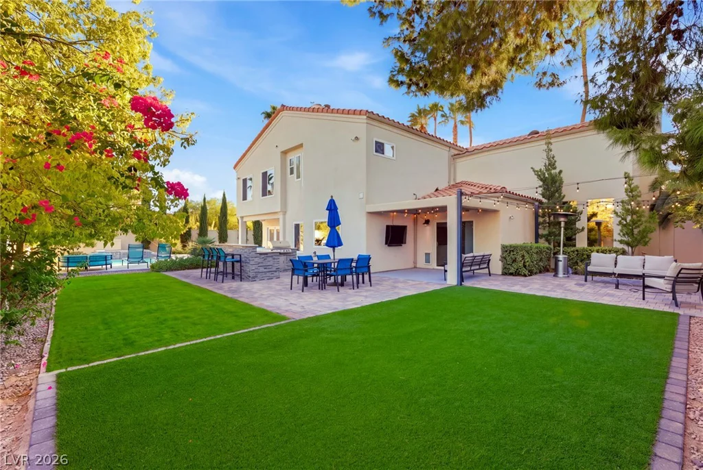 2060 Palm Canyon, Las Vegas, NV 89117