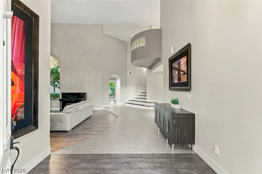 2060 Palm Canyon, Las Vegas, NV 89117
