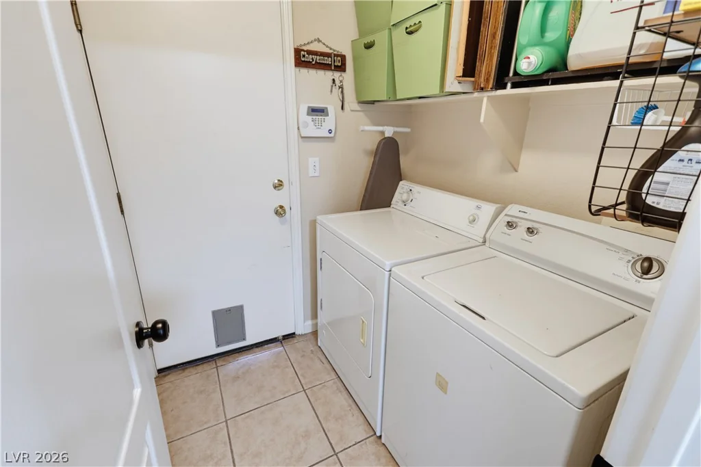 3211 Panamint, North Las Vegas, NV 89032