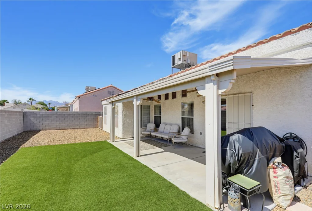 3211 Panamint, North Las Vegas, NV 89032