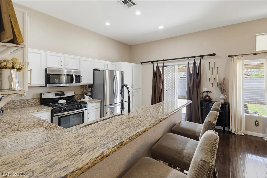 3211 Panamint, North Las Vegas, NV 89032