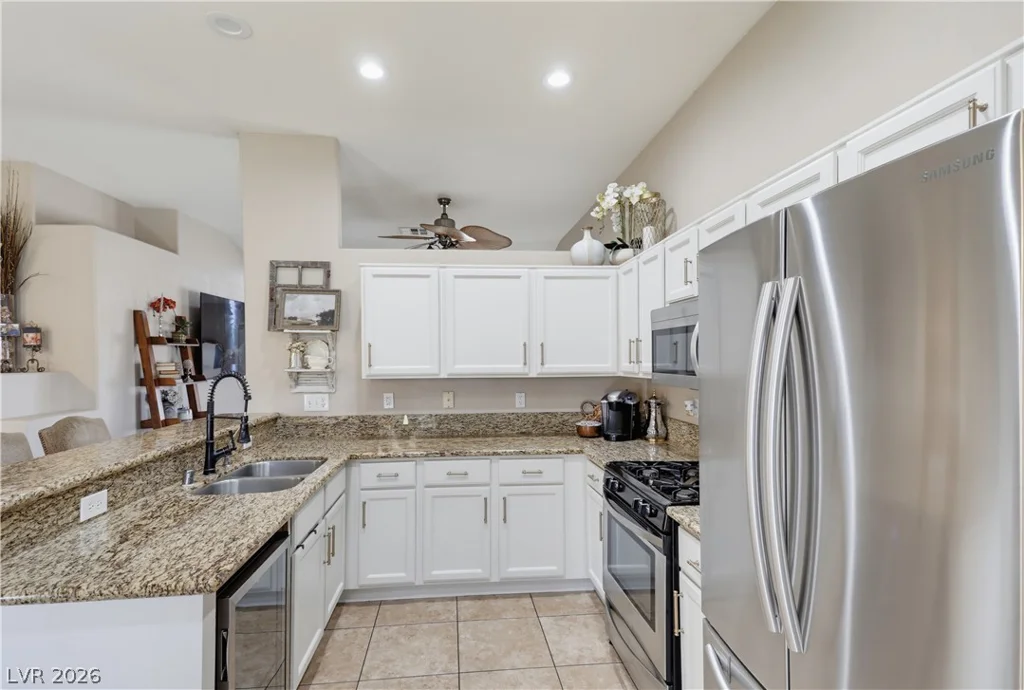 3211 Panamint, North Las Vegas, NV 89032