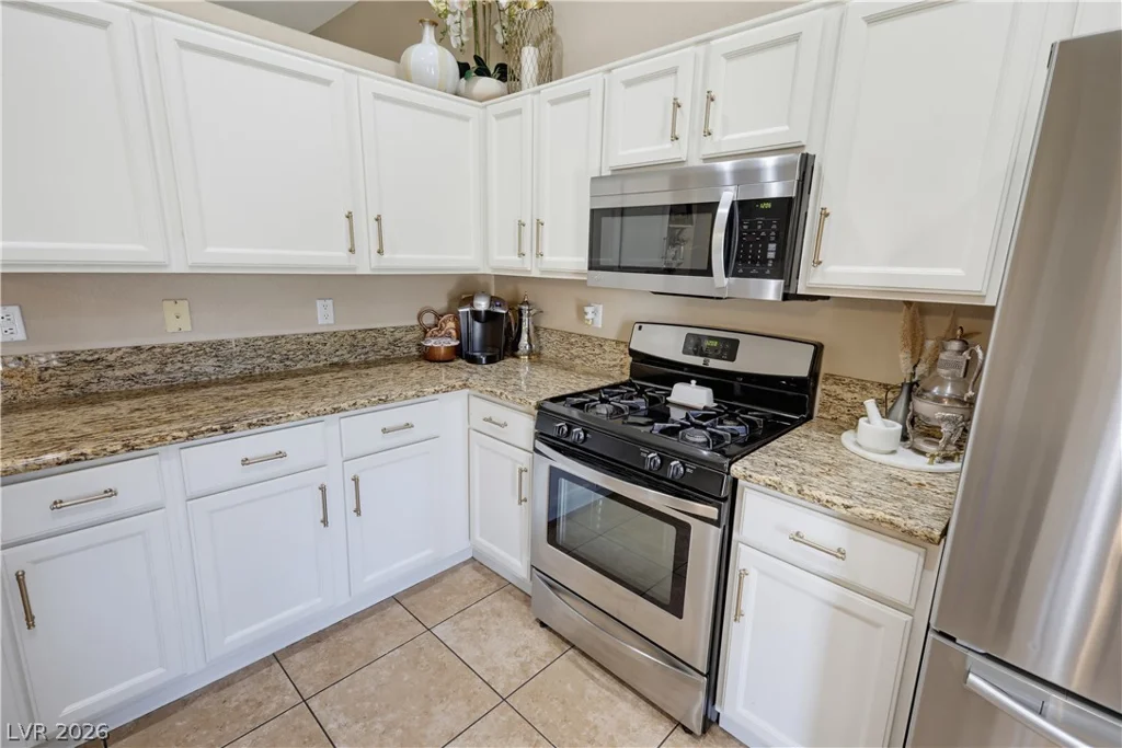 3211 Panamint, North Las Vegas, NV 89032