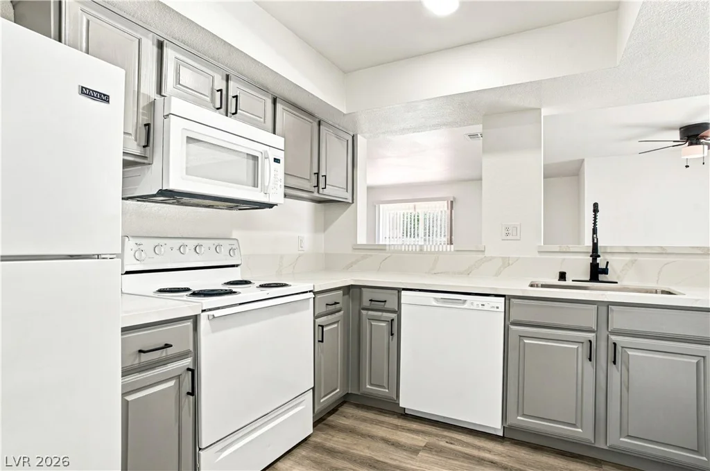 6800 Lake Mead, Las Vegas, NV 89156