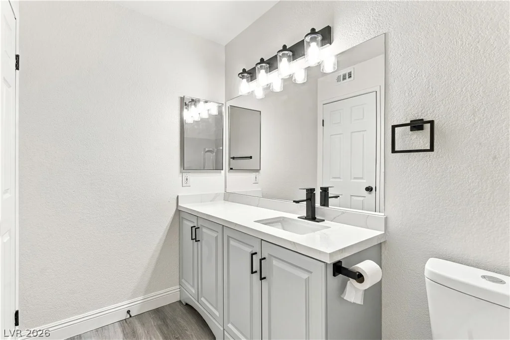 6800 Lake Mead, Las Vegas, NV 89156