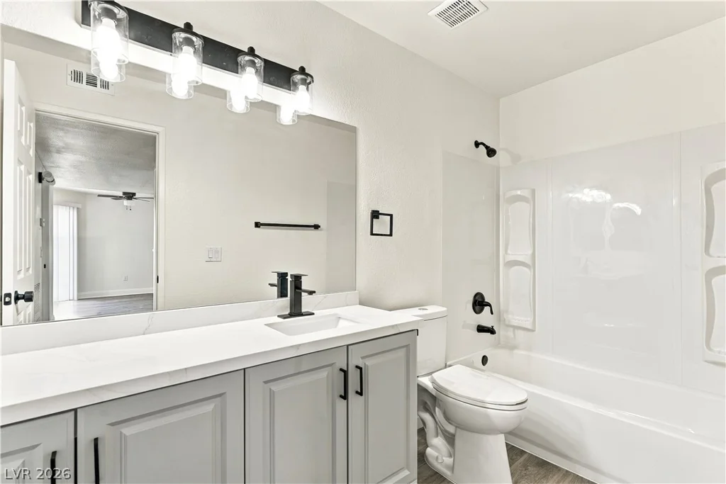 6800 Lake Mead, Las Vegas, NV 89156