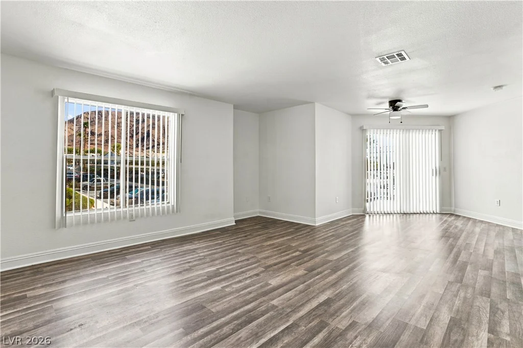 6800 Lake Mead, Las Vegas, NV 89156
