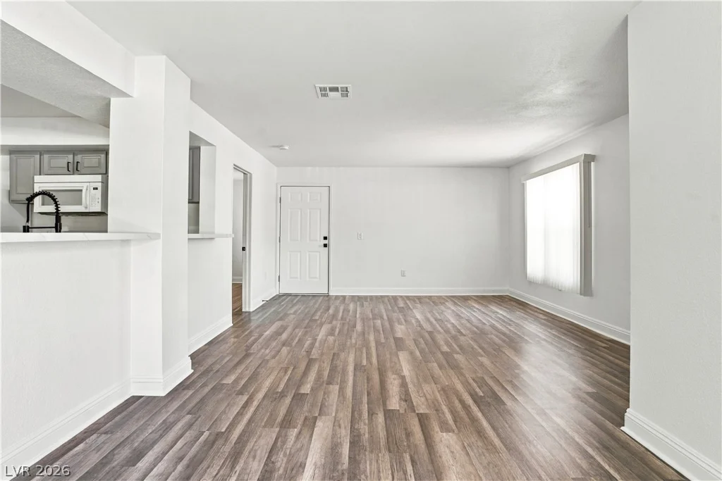 6800 Lake Mead, Las Vegas, NV 89156