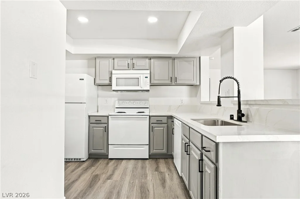 6800 Lake Mead, Las Vegas, NV 89156