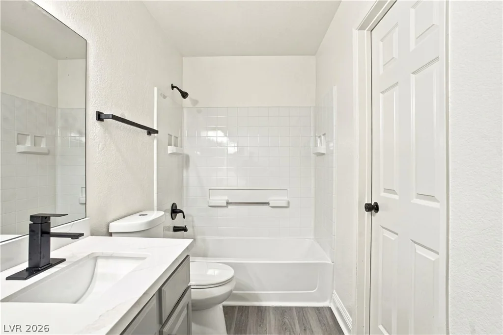 6800 Lake Mead, Las Vegas, NV 89156