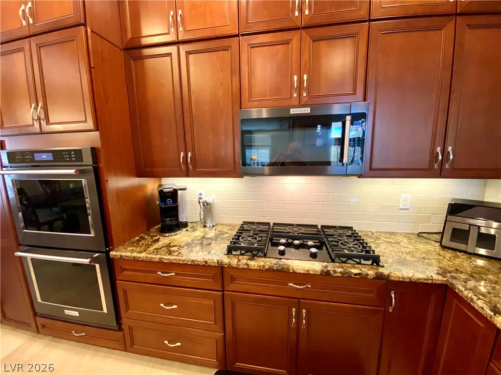 5909 Glenmere, Las Vegas, NV 89131
