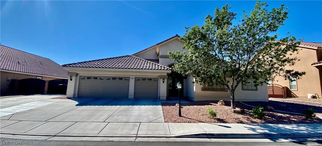 5909 Glenmere, Las Vegas, NV 89131