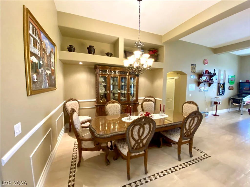 5909 Glenmere, Las Vegas, NV 89131