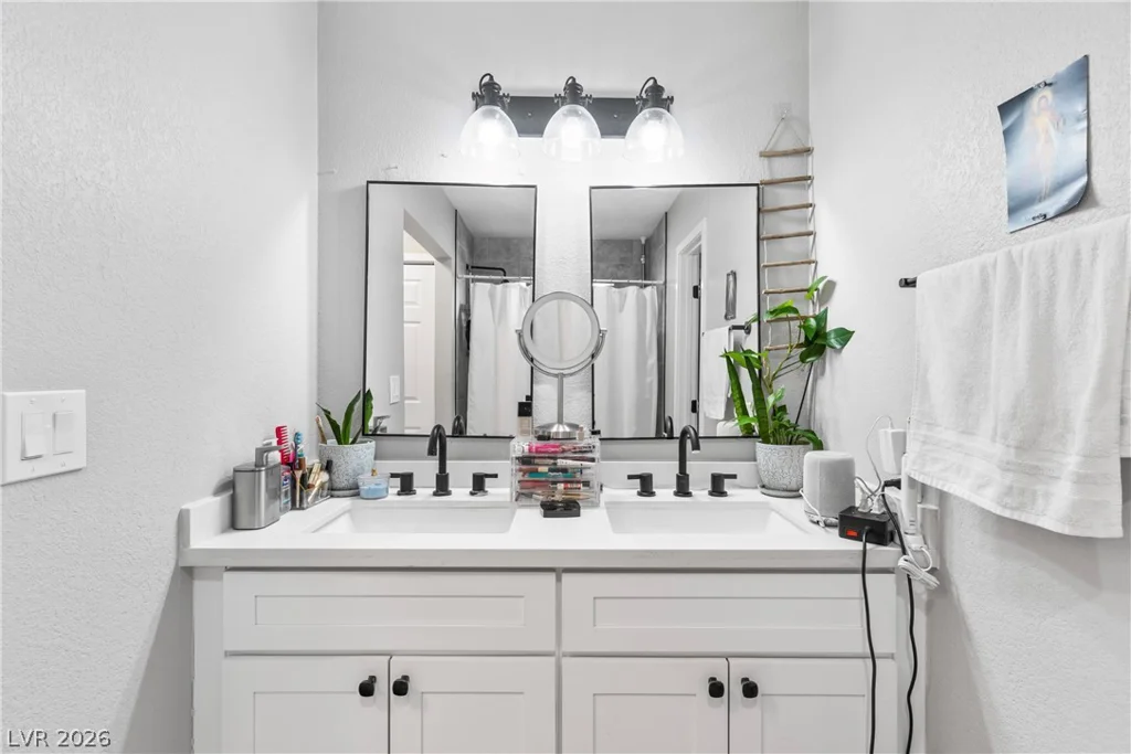 3047 Downing, Las Vegas, NV 89121