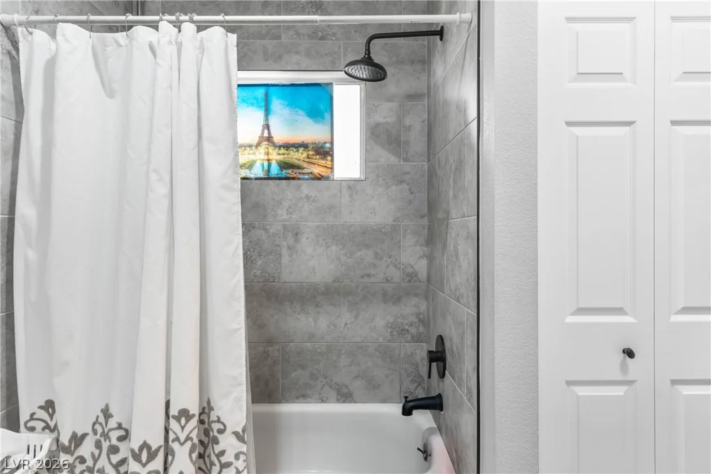 3047 Downing, Las Vegas, NV 89121