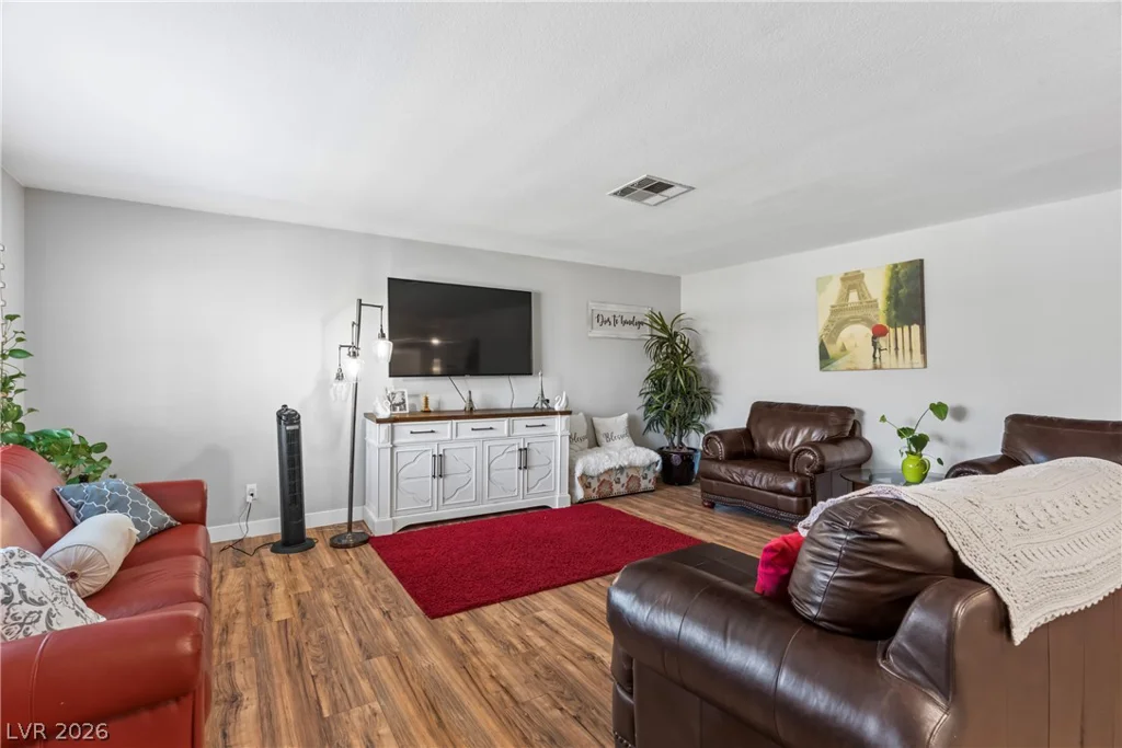 3047 Downing, Las Vegas, NV 89121