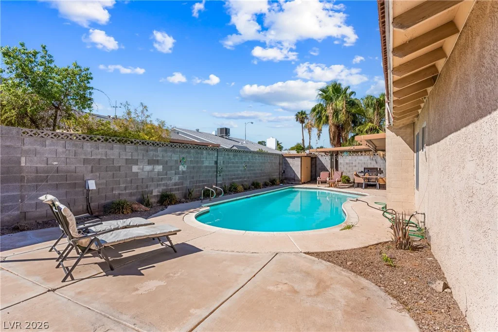 3047 Downing, Las Vegas, NV 89121