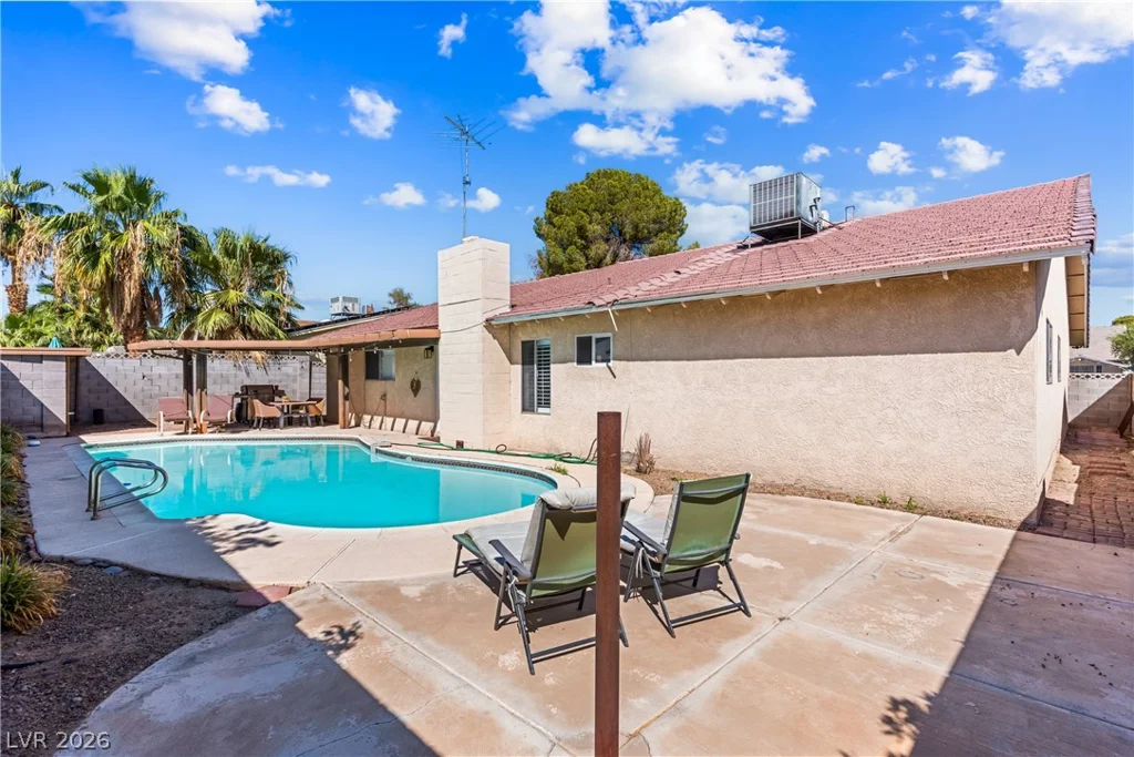 3047 Downing, Las Vegas, NV 89121