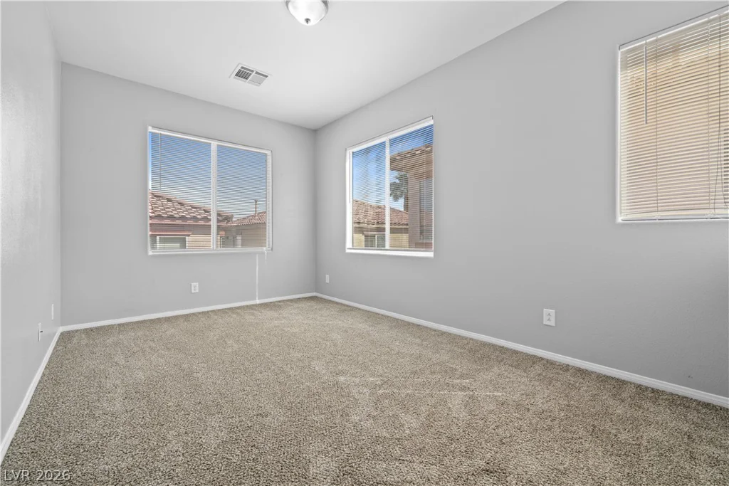 7208 Glen Shire, Las Vegas, NV 89149